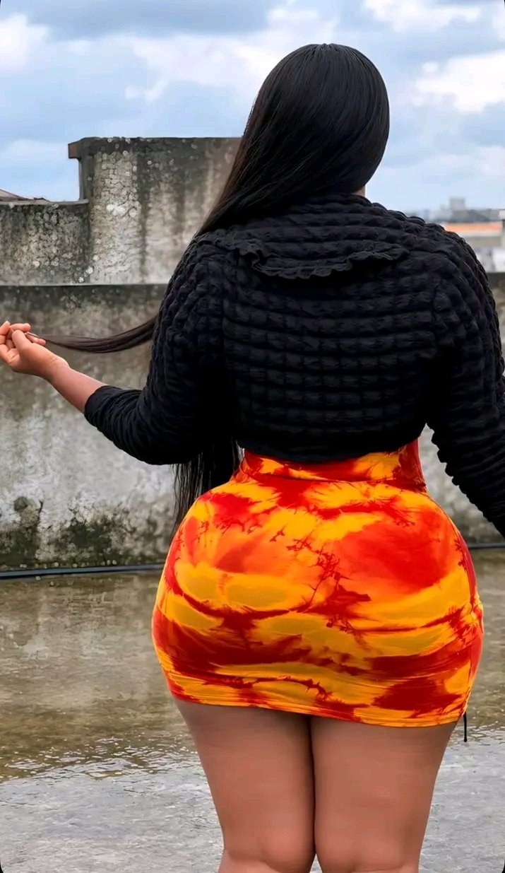 Natural Curves